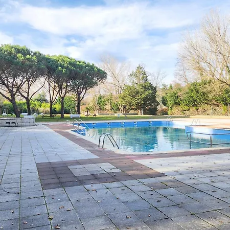 2 Bedroom In Puig Ventos * Mont Barbat