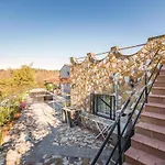2 Bedroom In Puig Ventos * Mont Barbat